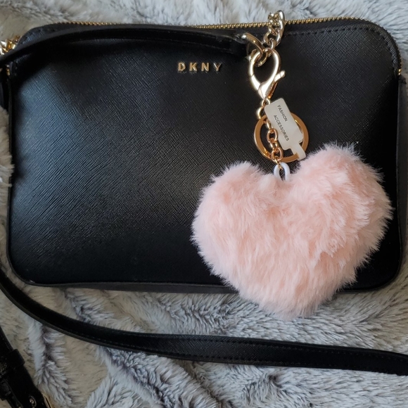 Fuzzy Heart Keychain - Picture 3 of 3